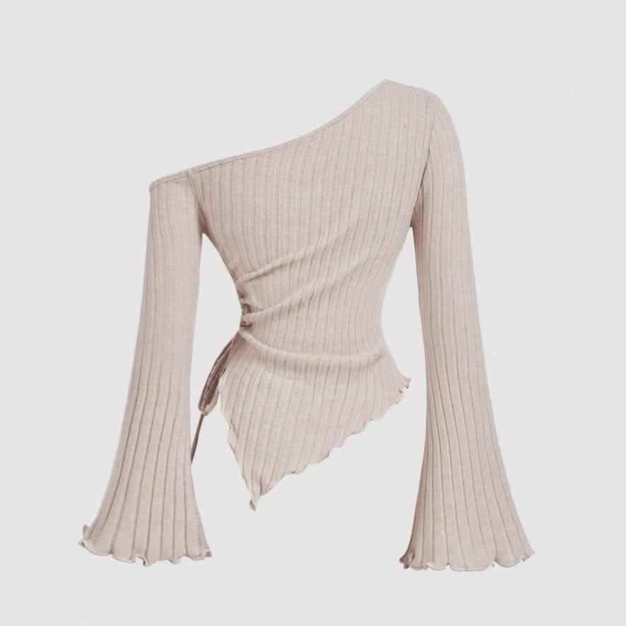 Damen Schulterfreies Rippstrick-Top mit asymmetrischem Saum, Glockenärmeln und Taillen-Schnürung – Avérine