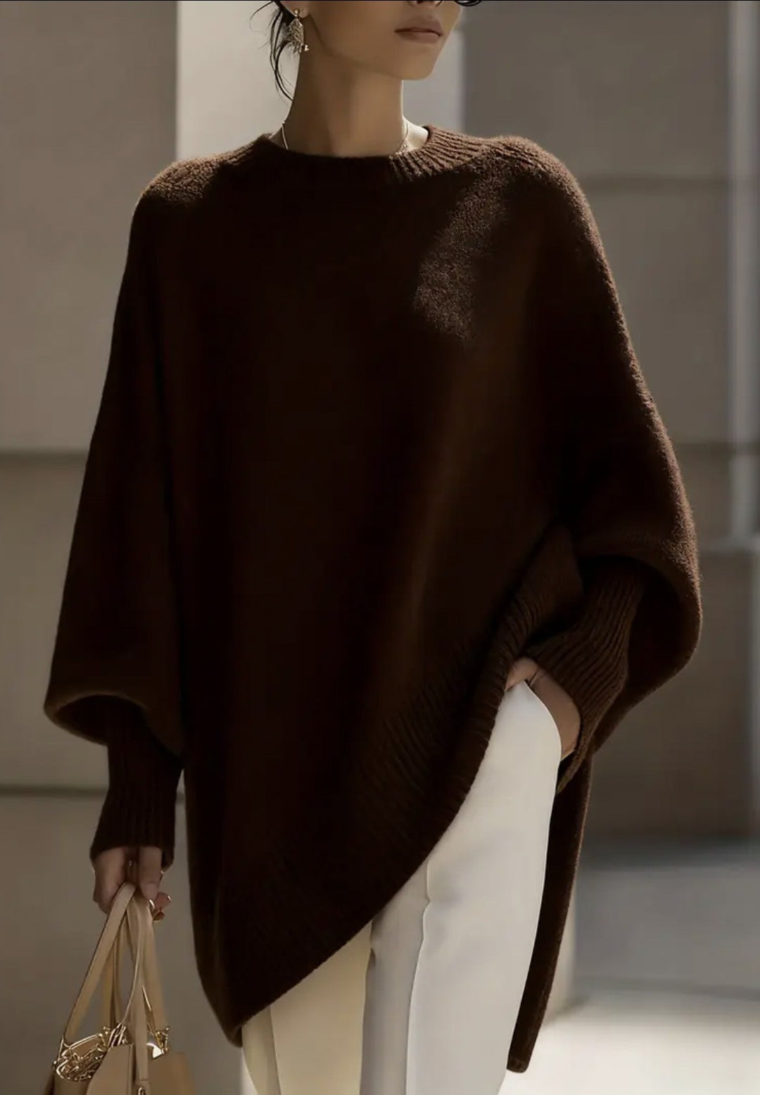 Damen nan Oversize Strickponcho mit asymmetrischem Saum und gerippten Ärmeln Echo Archiv