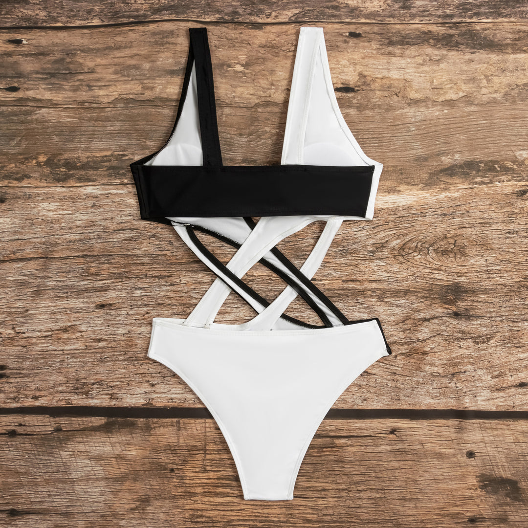 Damen Cut-Out Einteiler Badeanzug mit asymmetrischem Design und modischen Trägern Echo Archiv