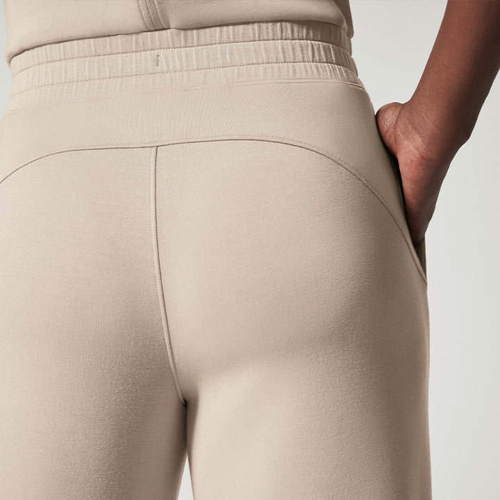 Damen nan ärmelloser Strick-Overall mit weitem Palazzo-Bein, Kordelbund und aufgesetzten Taschen Echo Archiv
