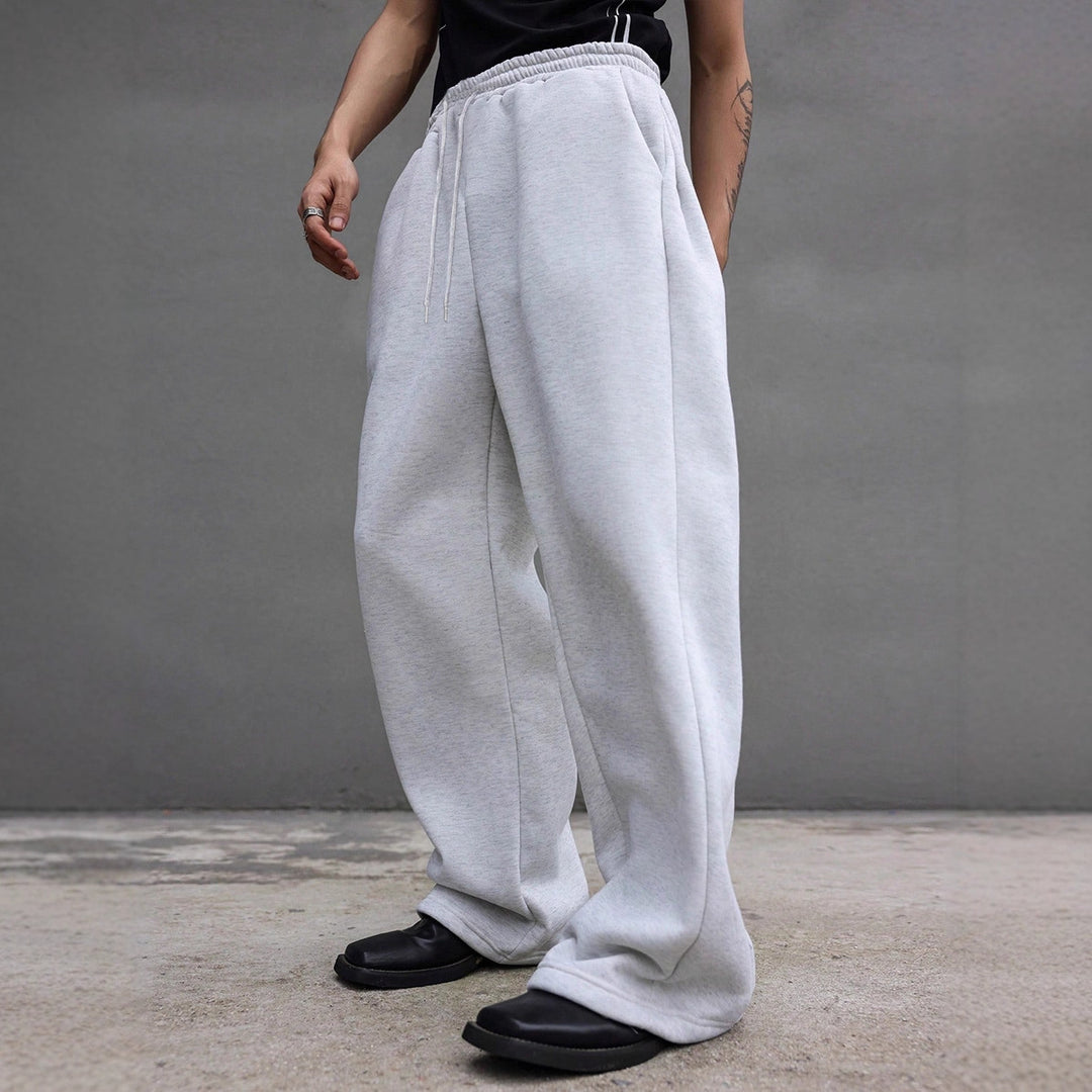 Herren Weite Oversize-Sweatpants mit Tunnelzugbund, Fleece-Innenfutter & Eingrifftaschen Echo Archiv