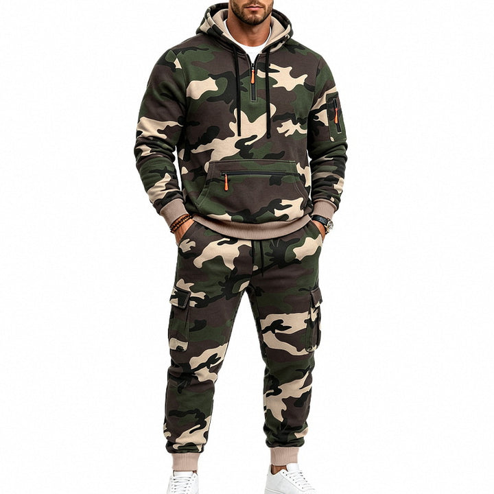 Herren Camouflage Kapuzensweatshirt- und Jogginghose Set mit Cargo-Taschen und Reißverschlüssen – Cavarno