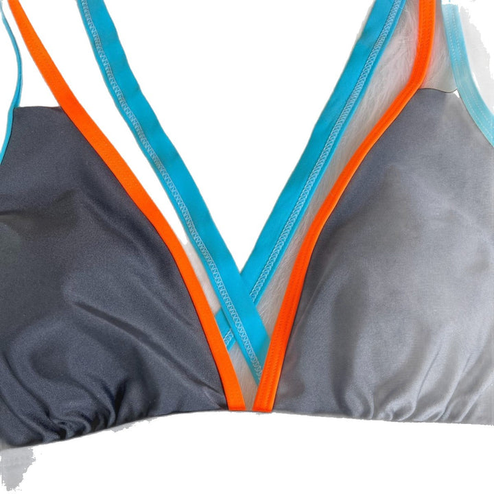Damen Sportlicher Badeanzug mit hochgeschlossenem Ausschnitt und Rock Echo Archiv