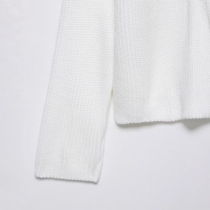 Damen Grobgestrickter kurzgeschnittener Rollkragenpullover im Boxy‑Schnitt Echoarchiv
