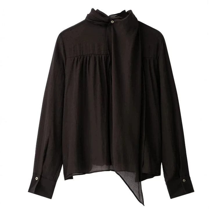 Damen Locker fallende Chiffon‑Bluse mit Schalkragen, Knopfleiste und Ballonärmeln Echo Archiv