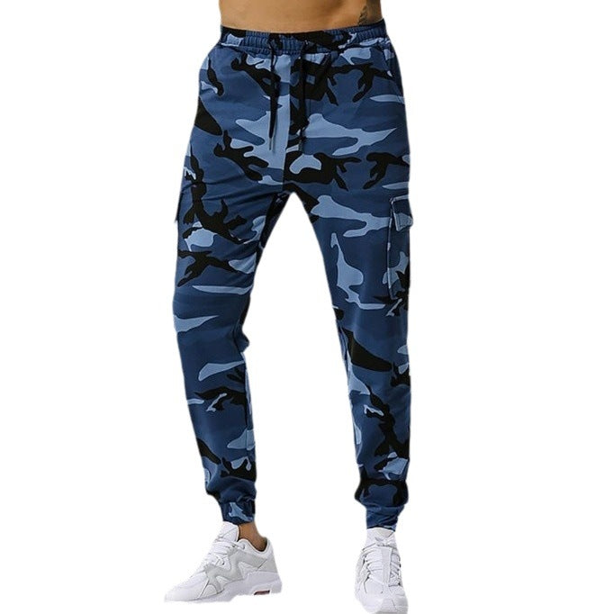 Herren Cargohose mit praktischen Seitentaschen im Camouflage-Design Echoarchiv