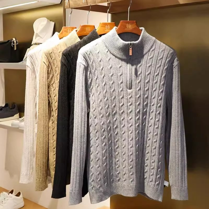 Herren Feinstrick-Pullover mit Zopfmuster und Halbzip-Stehkragen Echoarchiv