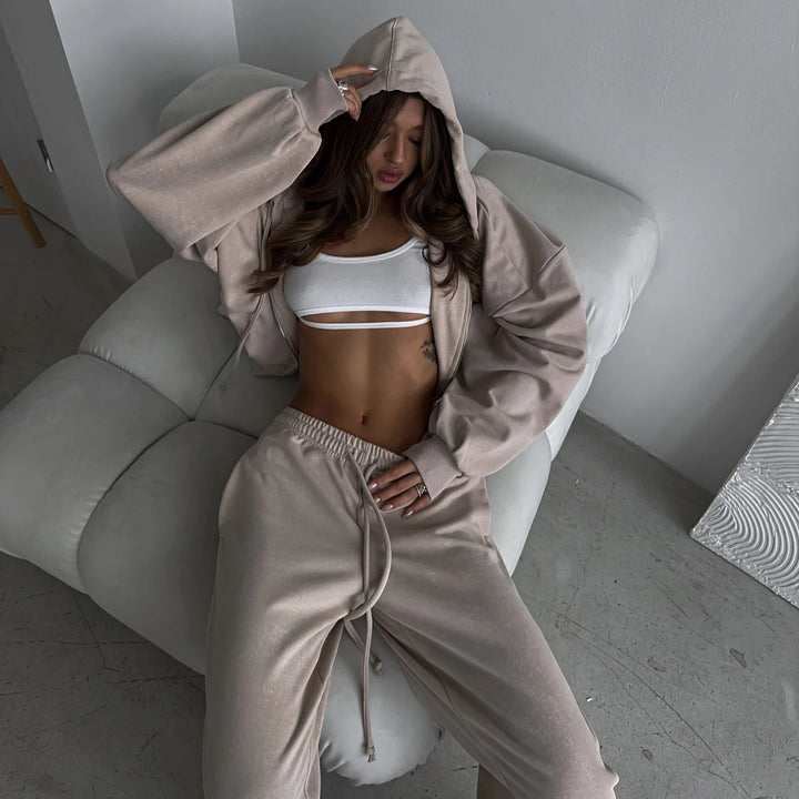 Damen kurzes Kapuzenzipper-Lounge-Set mit oversized Ärmeln und weitem Jogginghose-Schnitt – Auréline