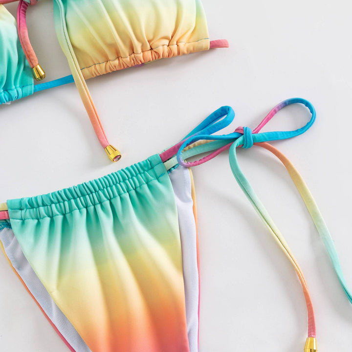 Damen Bikiniset mit verstellbaren Trägern und buntem Farbverlauf Echo Archiv