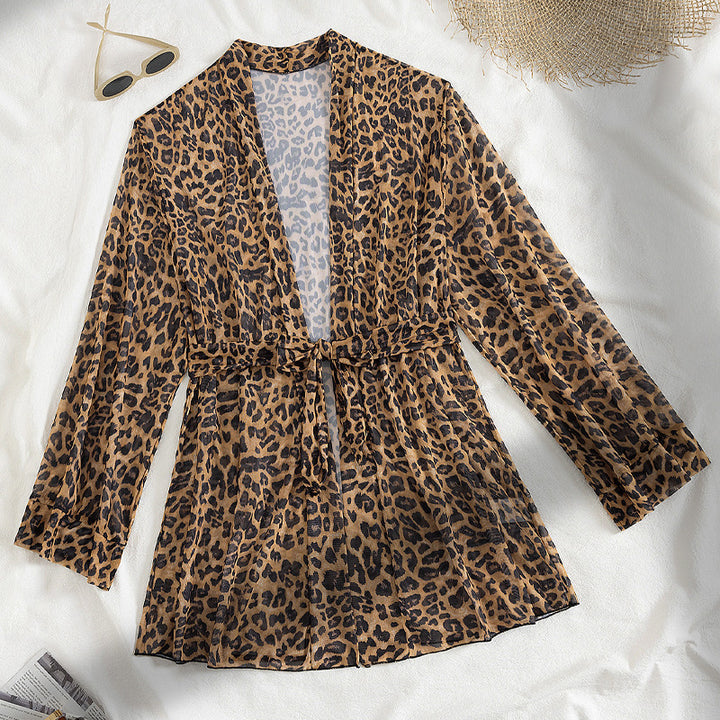 Damen luftiger Strandüberwurf mit trendy Leopardenprint Echo Archiv