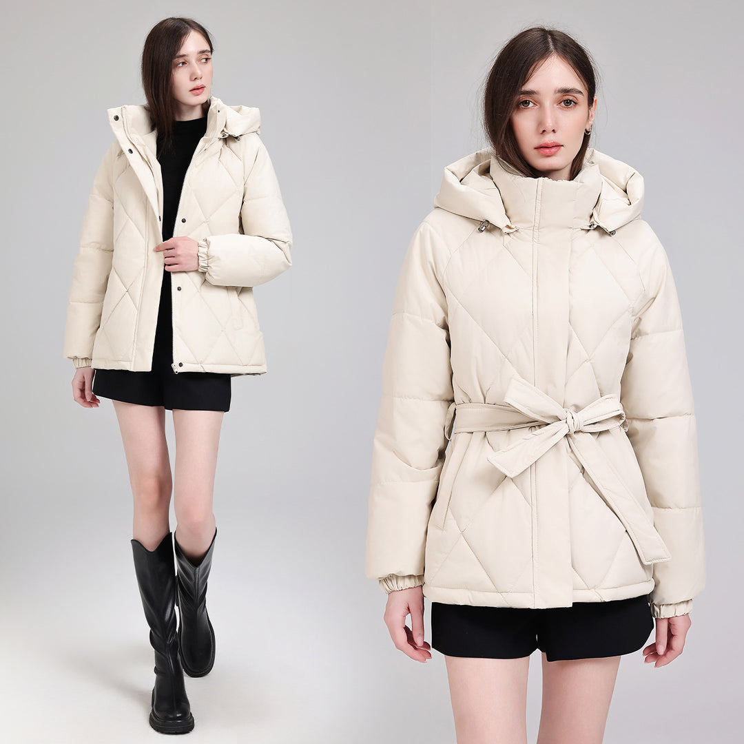 Damen Taillierter Steppparka mit Kapuze und Bindegürtel Echo Archiv