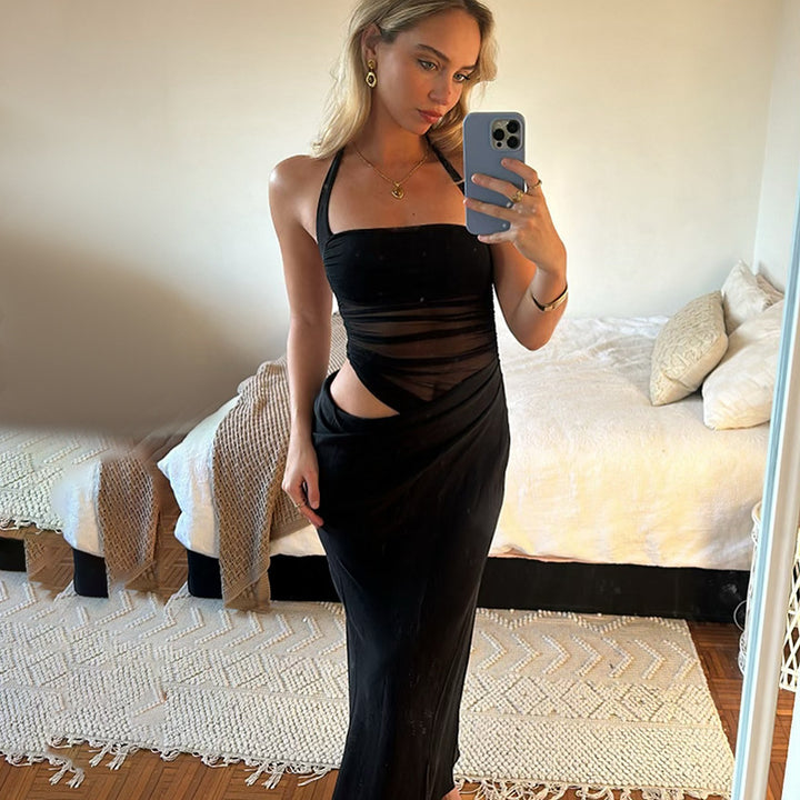 Damen elegantes Wickelkleid mit schulterfreiem Design und fließendem Stoff Echo Archiv