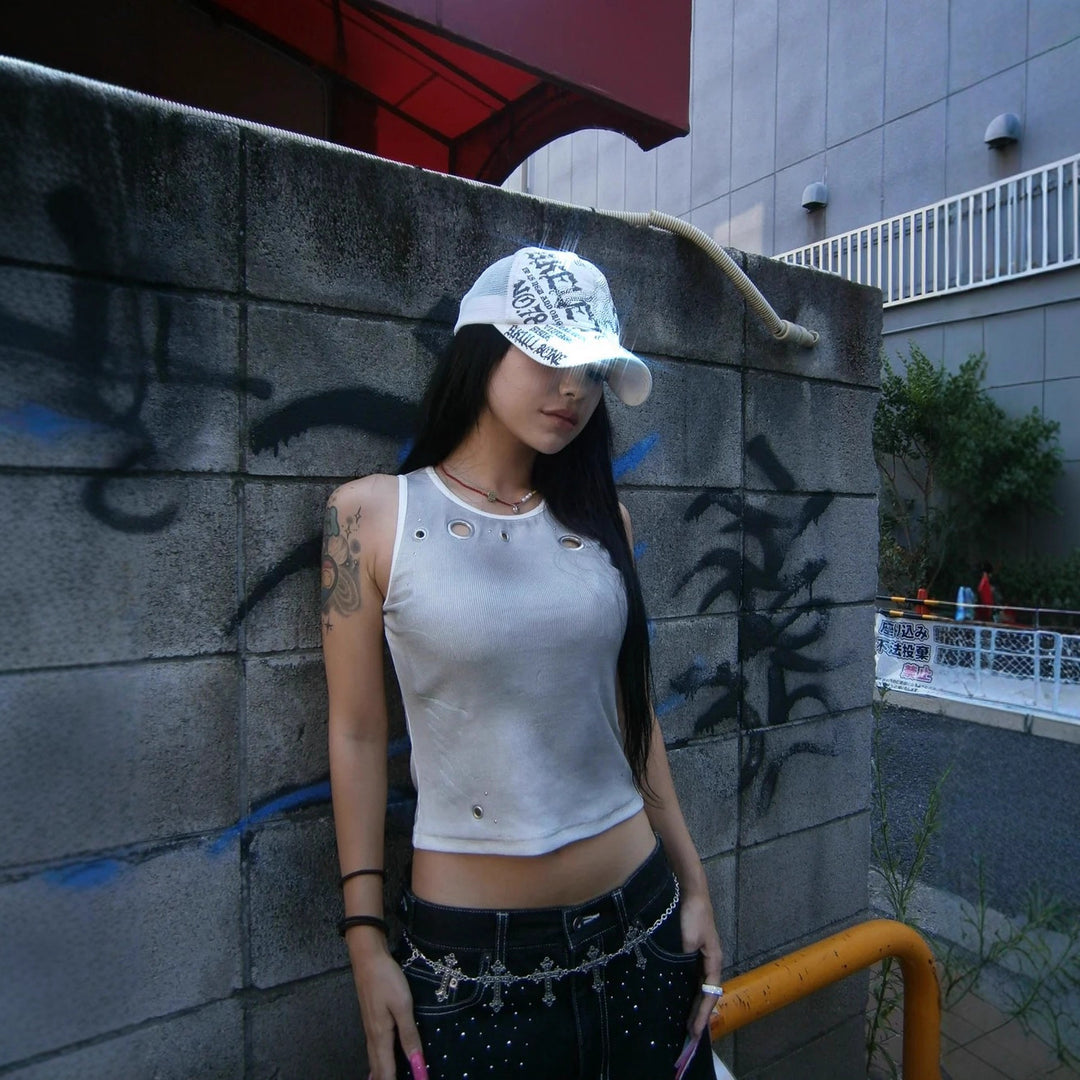Damen Trendiges Tanktop mit dekorativen Ösen und schimmerndem Stoff Echo Archiv