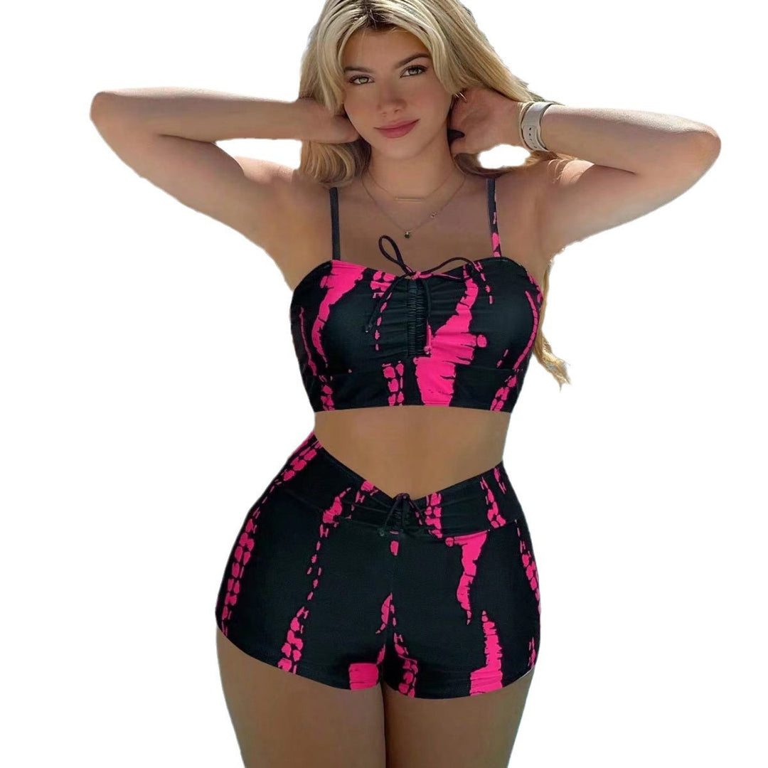 Damen Sportliches Bikini-Set mit hoch geschnittenem Unterteil und modischem Oberteil Echo Archiv
