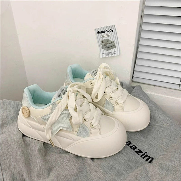 Damen Sneakers mit trendigem Sternen-Applikation und komfortabler Laufsohle Echo Archiv