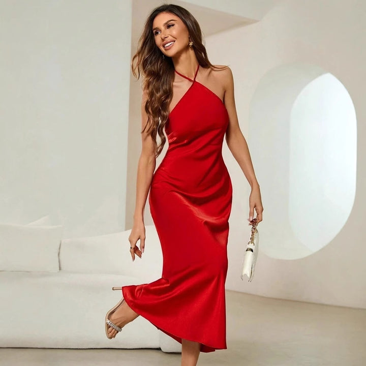 Damen Maxikleid mit schicker asymmetrischer Schnittführung Echo Archiv