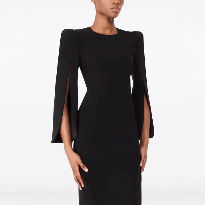 Damen Schlankes Abendkleid mit Cape-Ärmeln und tailliertem Schnitt Echoarchiv