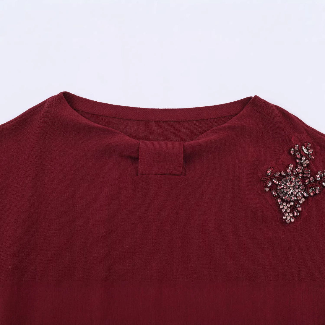 Damen Feinstrick-Pullover mit breitem U-Boot-Ausschnitt und Perlenapplikation Echo Archiv