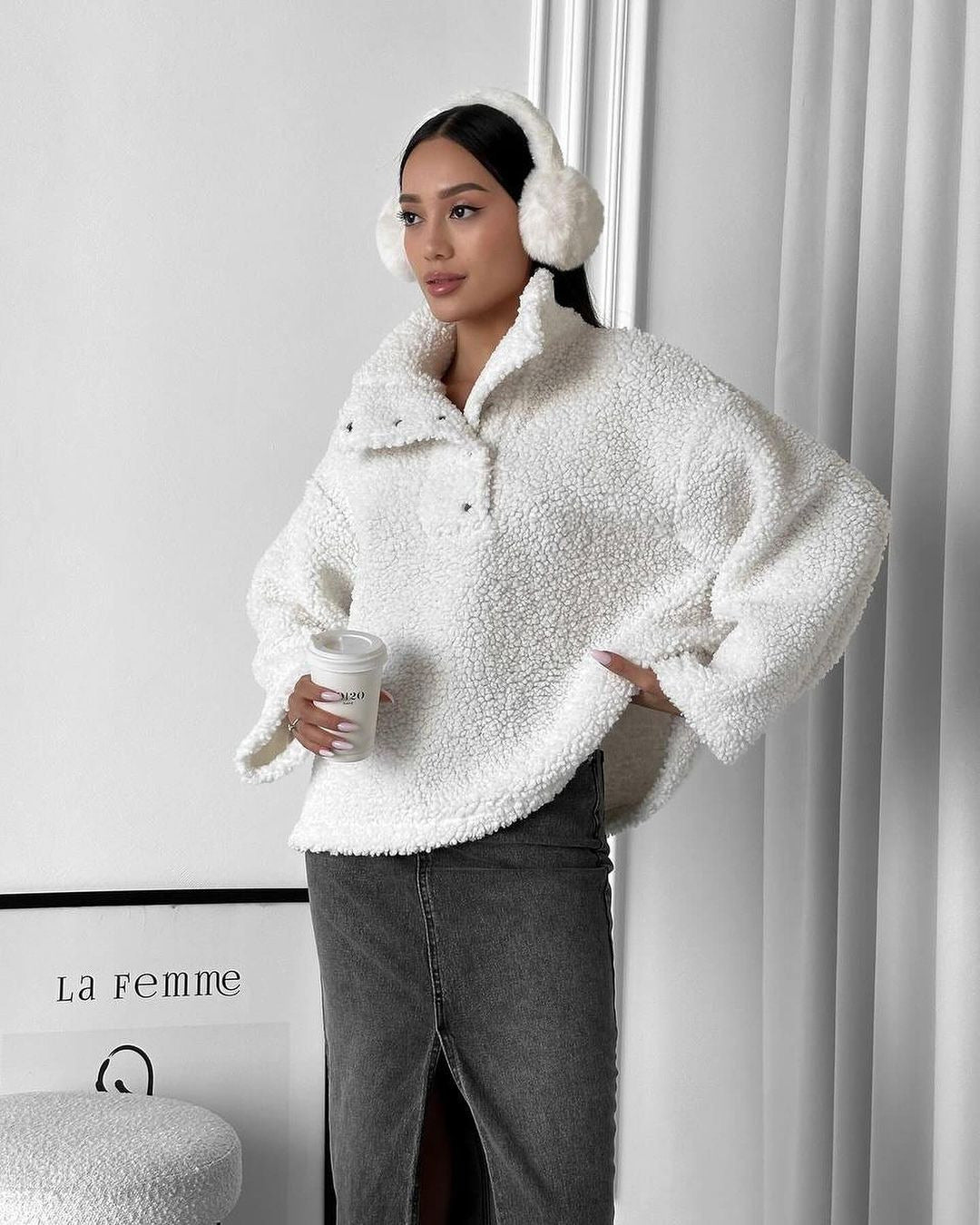 Damen Oversized Teddy-Pullover mit halber Druckknopfleiste und Stehkragen Echoarchiv