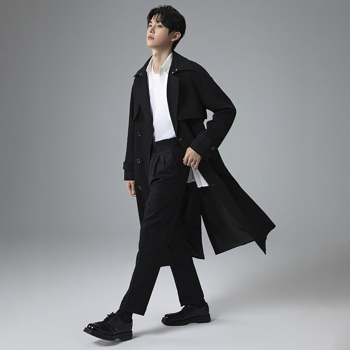 Herren Trenchcoat im minimalistischen Doppelreiher mit breitem Schalkragen und Taillengürtel Echoarchiv