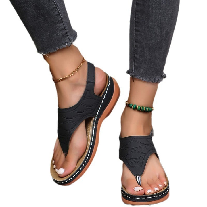 Damen Keil-Sandalette mit verstellbarem Fersenriemen und gesteppter Wildlederoptik – Sorelia