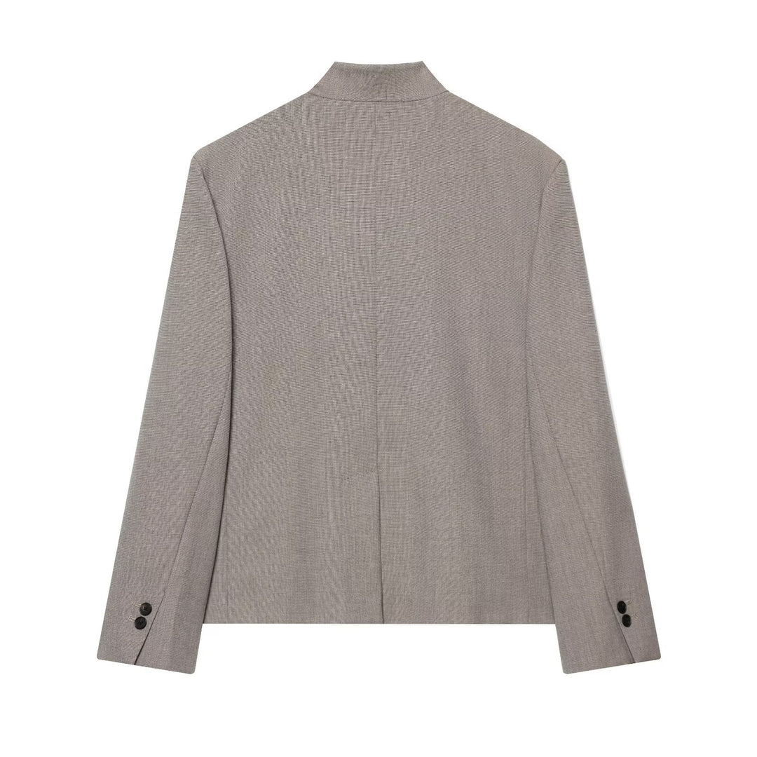 Damen Kurzer taillierter Blazer mit Stehkragen und asymmetrischer Knopfleiste Echo Archiv