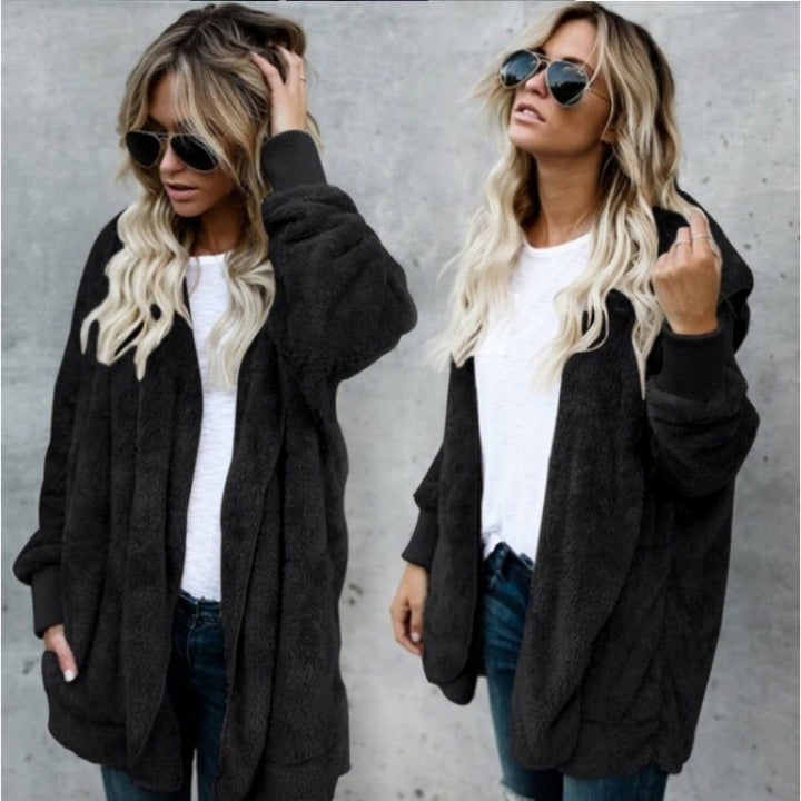 Damen Kuschelige Teddy‑Fleece‑Cardigan mit Kapuze, Oversize‑Schnitt und aufgesetzten Taschen – Veloura