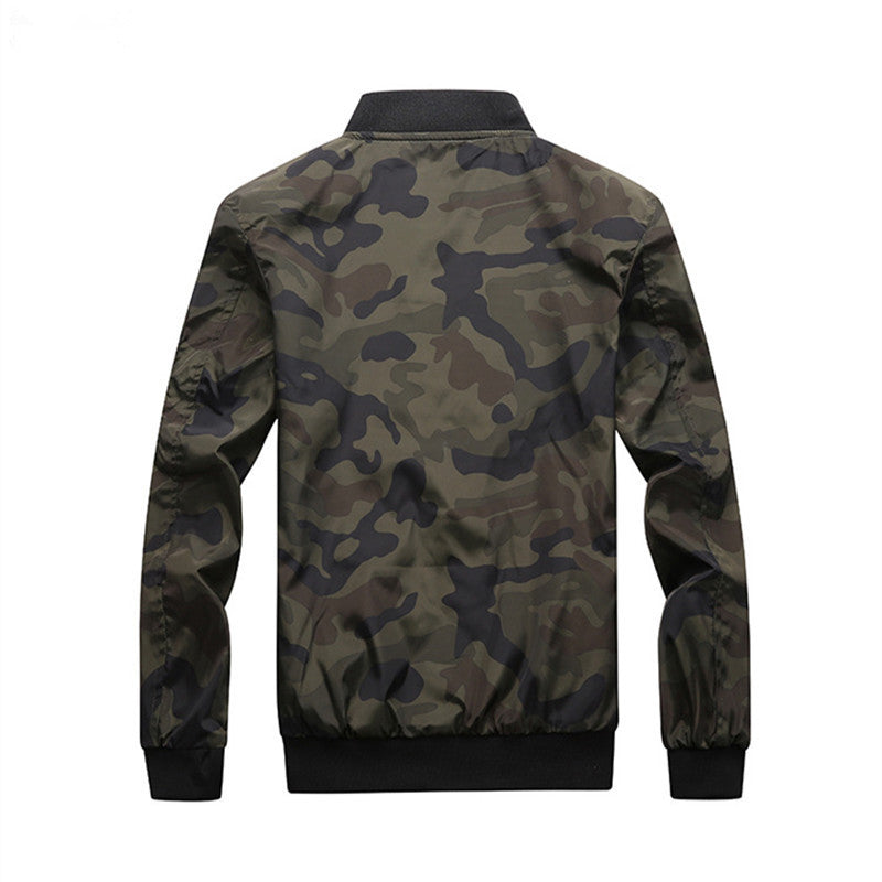 Herren Urbanes Camouflage‑Bomberblouson mit winddichter Nylon‑Schale und Ärmeltasche Echo Archiv
