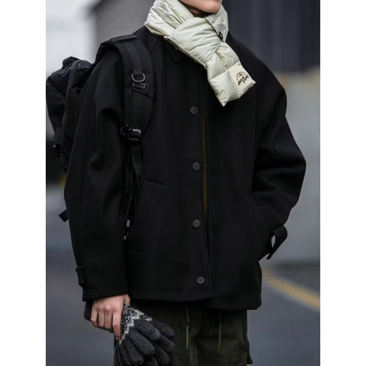 Herren modische Oversize-Jacke mit Knopfleiste und praktischen Taschen Echoarchiv