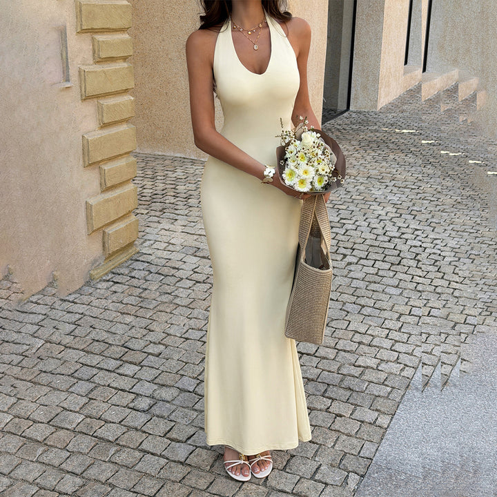 Damen Figurbetontes Abendkleid mit Halterrücken Echo Archiv