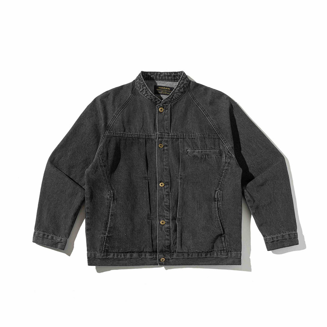 Unisex Boxy-Jeansjacke mit Stehkragen, markanter Nahtführung und Knopfleiste Echoarchiv