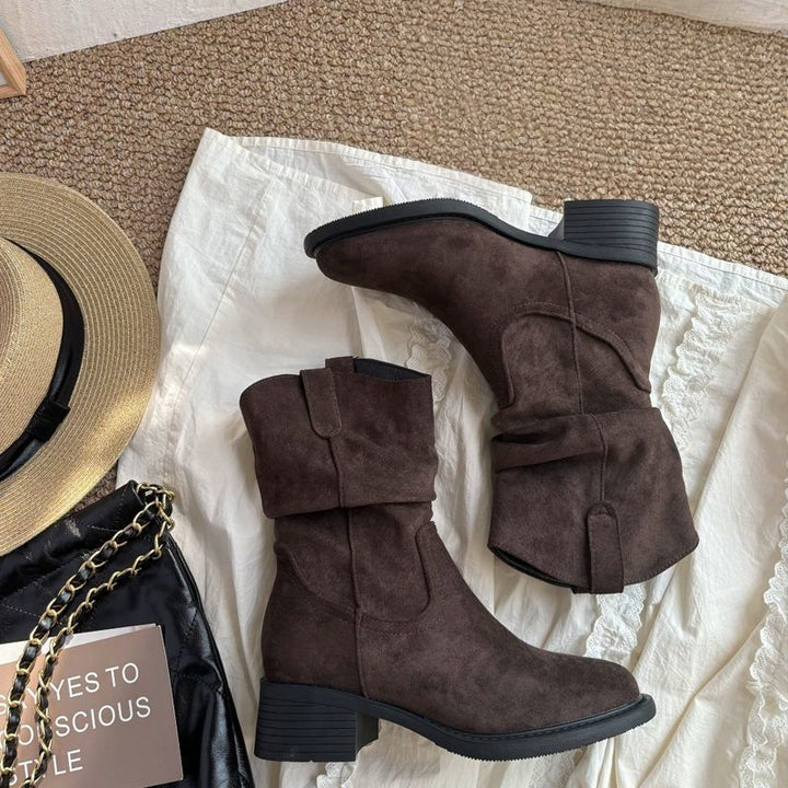 Damen Slouch-Stiefel aus Veloursleder mit gerafftem Schaft Echo Archiv