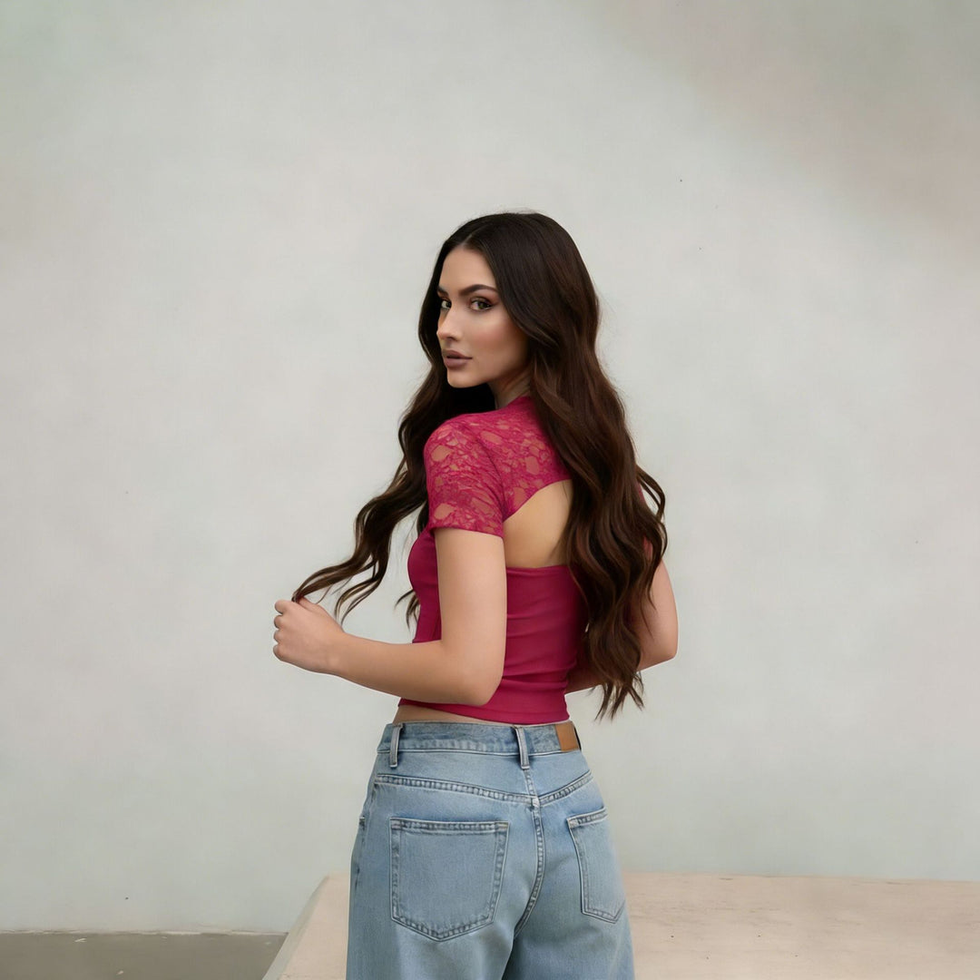 Damen Cropped Top mit Spitzenmuster und figurbetontem Schnitt Echo Archiv