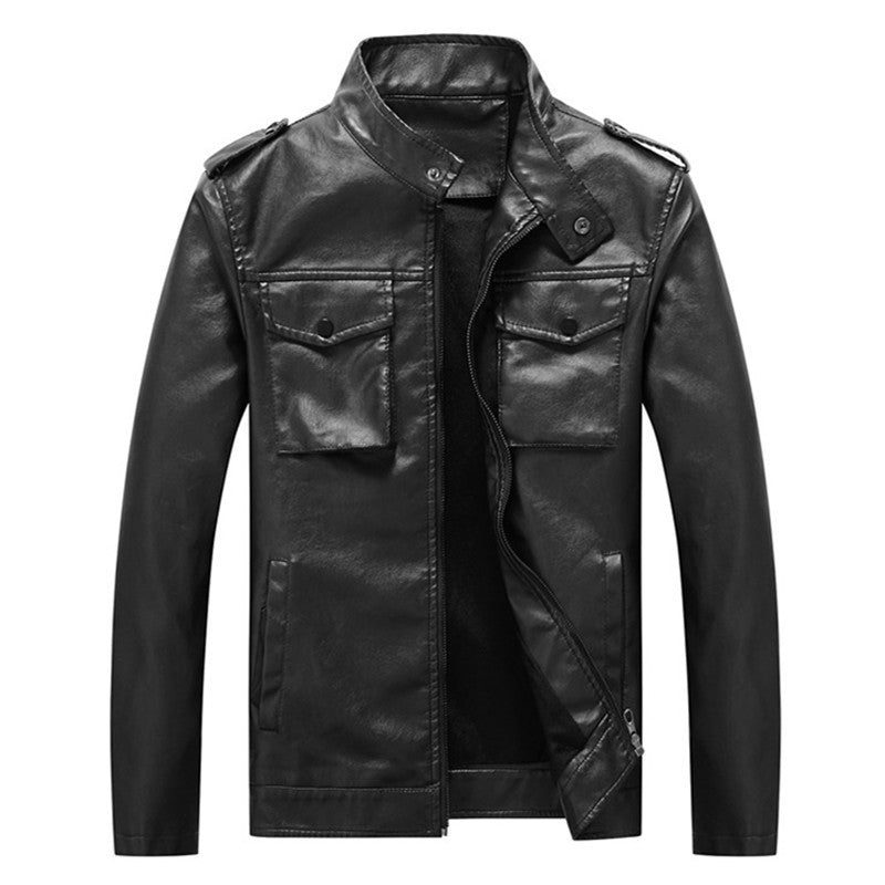 Herren Kunstlederjacke im Fieldstil mit Stehkragen, Schulterpatten und Brustklappentaschen – Taviero