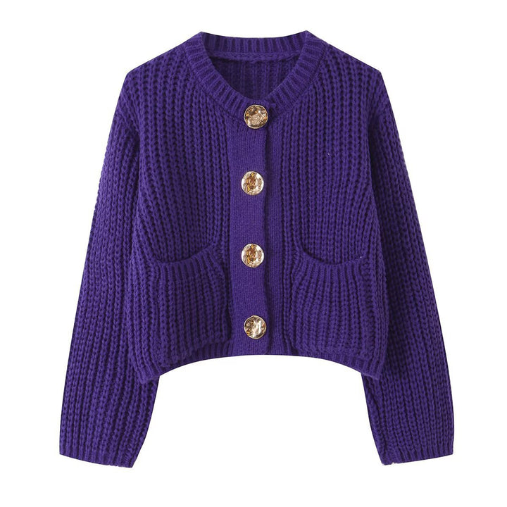 Damen Grobgestrickter Cropped-Cardigan mit dekorativen Schmuckknöpfen und aufgesetzten Taschen Echo Archiv