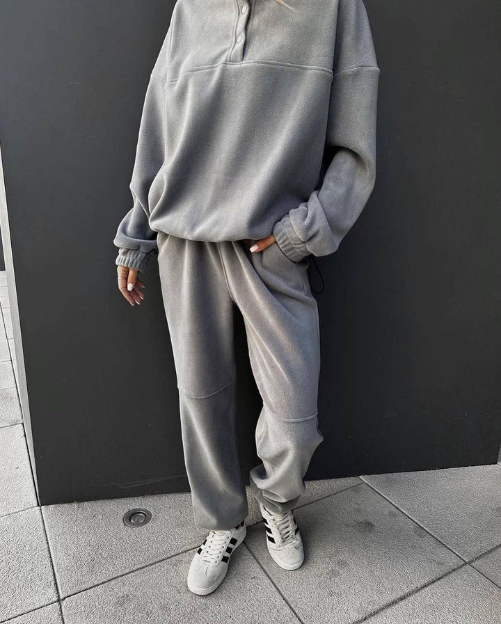 Damen Oversize-Fleece-Set mit Henley-Kragen und weicher Jogginghose Echoarchiv