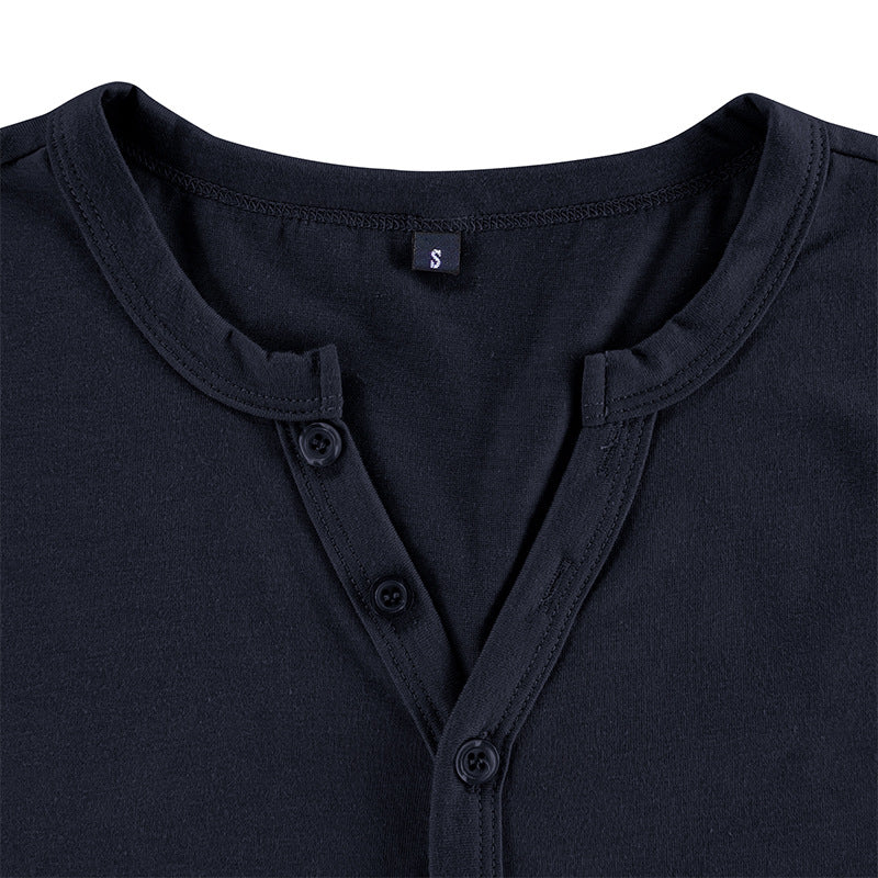Herren Kurzarm Henley-Shirt mit strukturierter Knopfleiste und modernem Design Echoarchiv