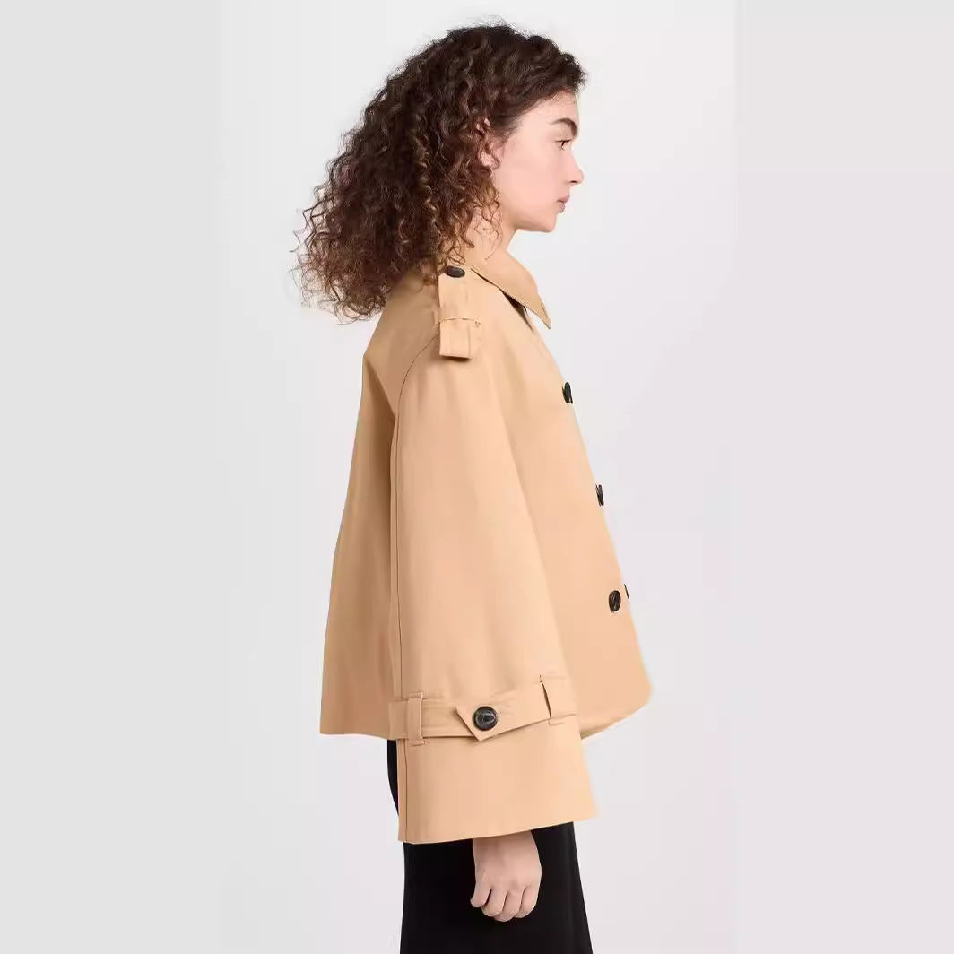 Damen Kurzer Doppelreihiger Trenchcoat im Boxy-Schnitt Echoarchiv