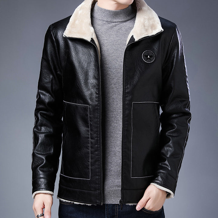 Herren Kunstleder‑Fliegerjacke mit durchgehendem Teddyfutter und Stehkragen – Brevano