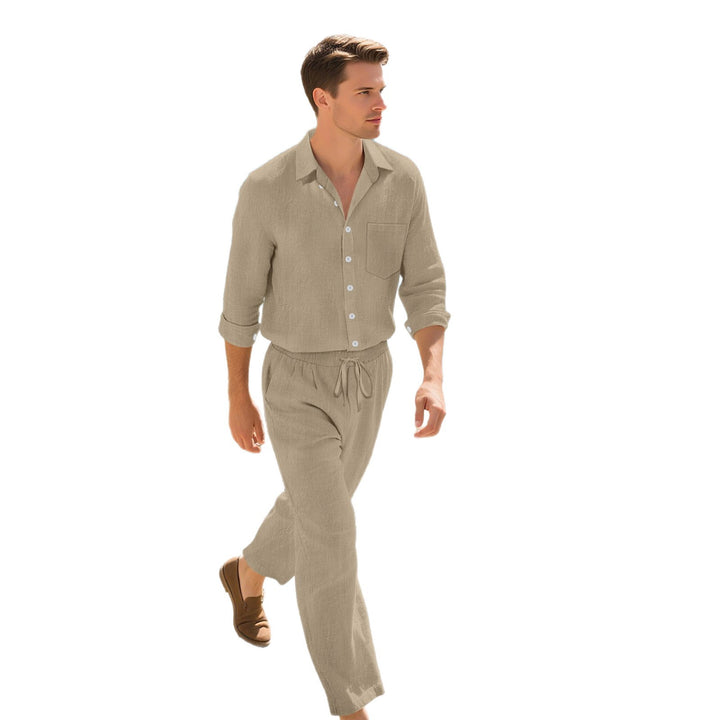 Herren lässiges Freizeithemd und lockere Hose Echoarchiv