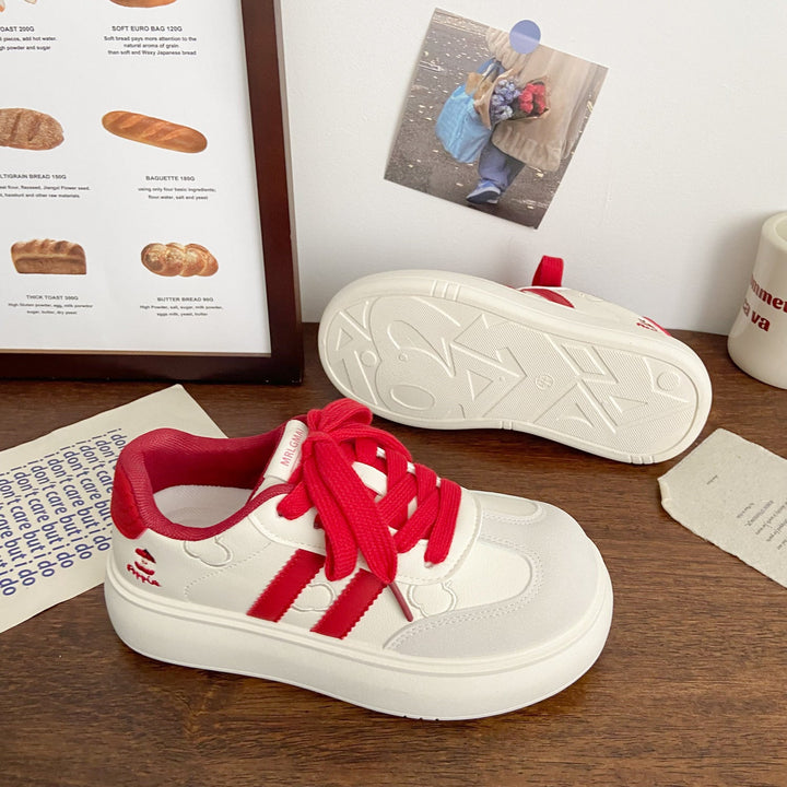 Damen Plateau-Laufsneaker mit verspielten Applikationen und atmungsaktiver Sohle Echo Archiv
