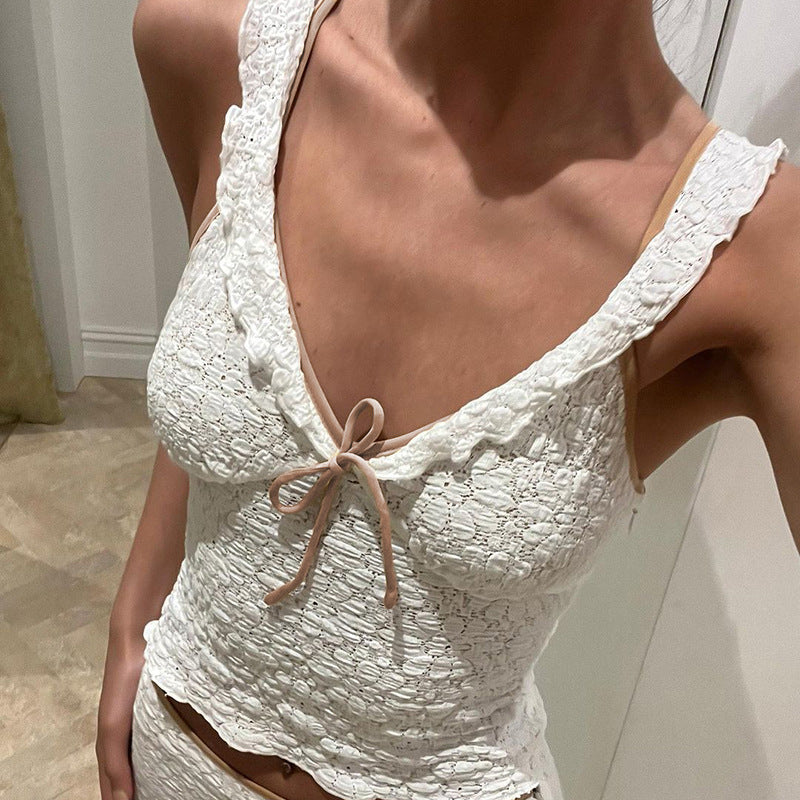 Damen elegantes Spitzentop mit verspielten Rüschendetails und Raffungen Echo Archiv