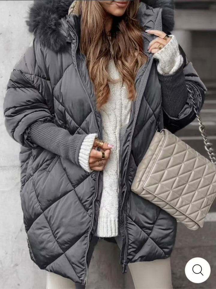 Damen nan weit geschnittener gesteppter Winterparka mit Kapuze Kunstpelzbesatz und Rippbündchen Echo Archiv