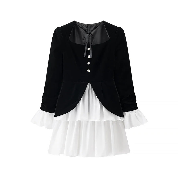 Damen viktorianische Samtbluse mit Stufenvolant-Rockdetail und Zierknopfleiste – Élovi