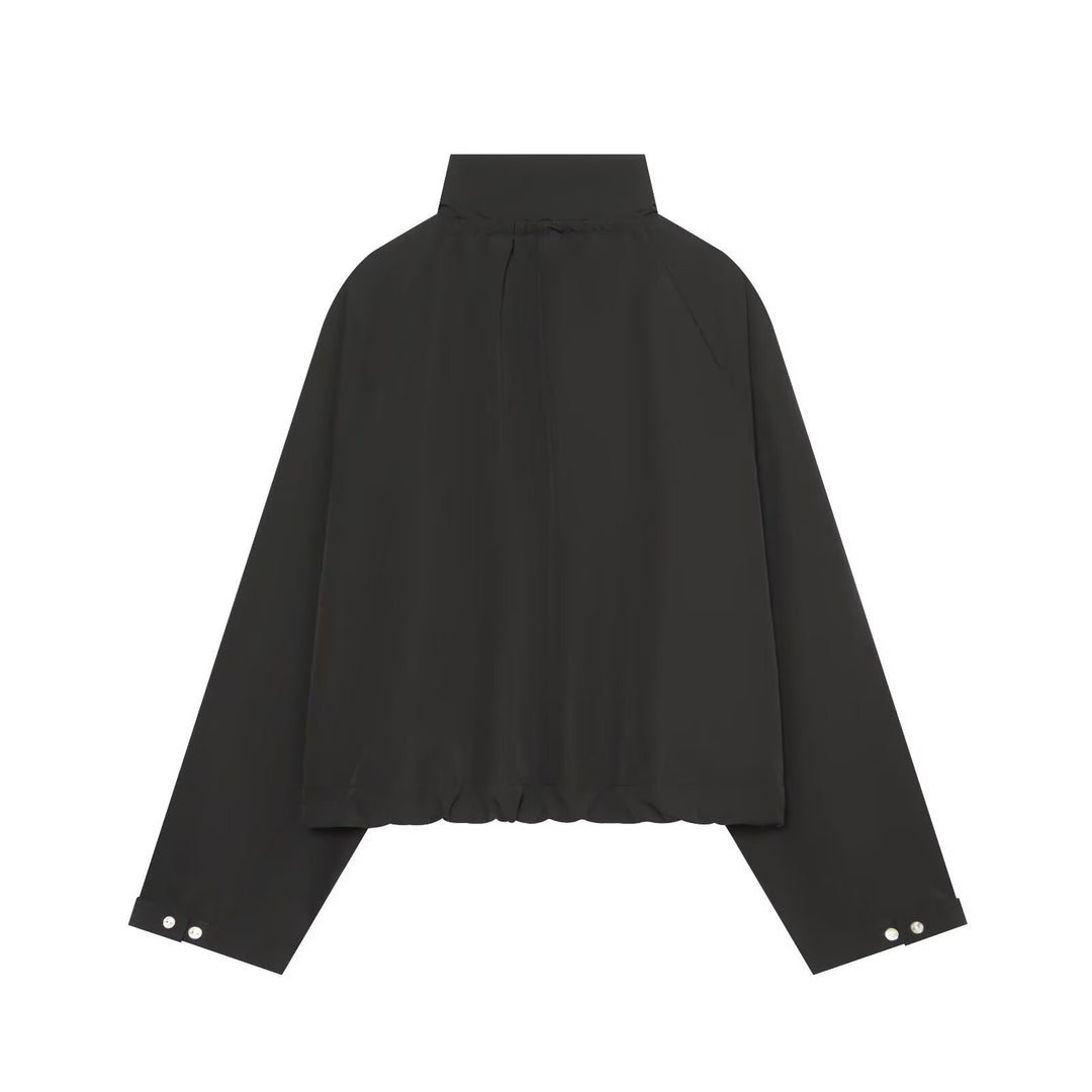 Damen Kurzer Cropped-Blouson mit hohem Stehkragen, Knopfleiste und Tunnelzugsaum Echo Archiv