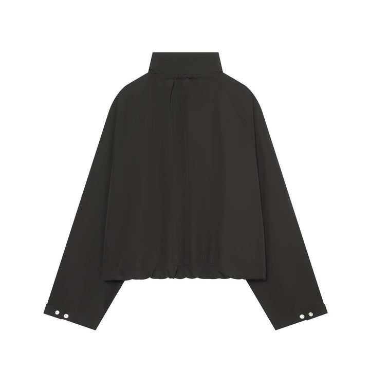 Damen Kurzer Cropped-Blouson mit hohem Stehkragen, Knopfleiste und Tunnelzugsaum Echo Archiv
