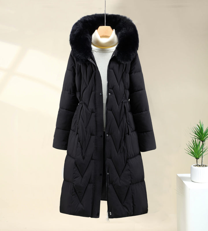 Damen langer gesteppter Parka mit voluminöser Kunstfellkapuze und taillierendem Kordelzug – Montévia