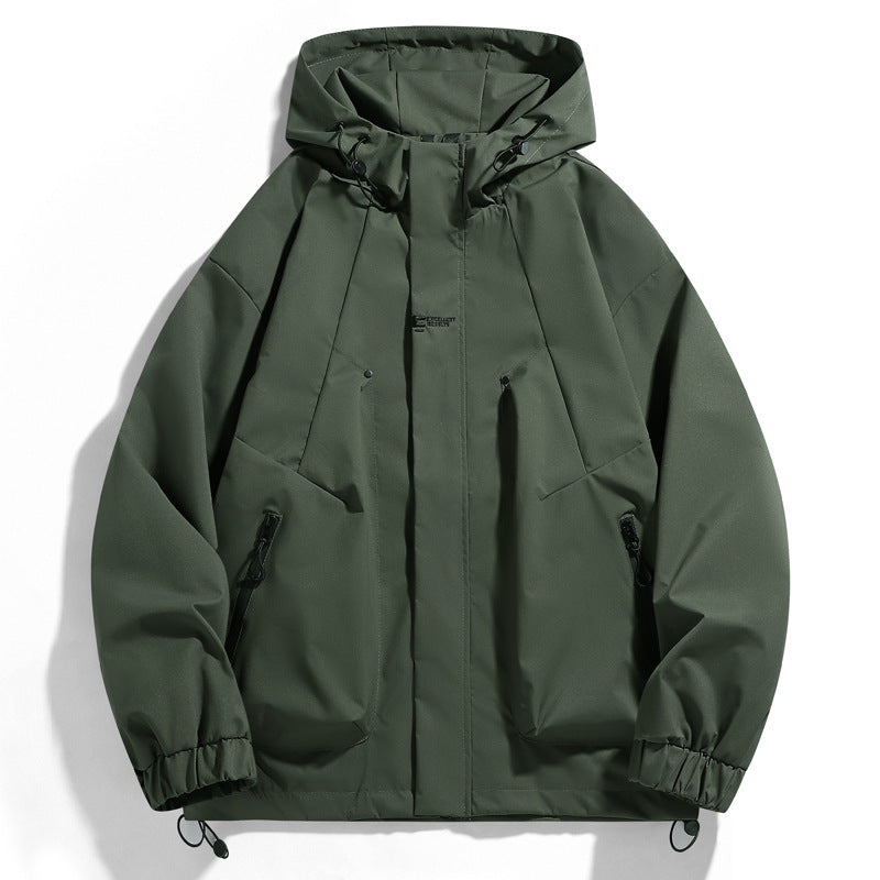 Herren Nano Wind- und wasserabweisende Kapuzenjacke mit ergonomischen Nähten, verstellbarem Saum und sicheren Reißverschlusstaschen – Taviero