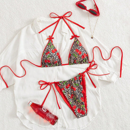 Damen Triangel-Bikini mit floralem Kirschmuster und verspielten Details Echo Archiv