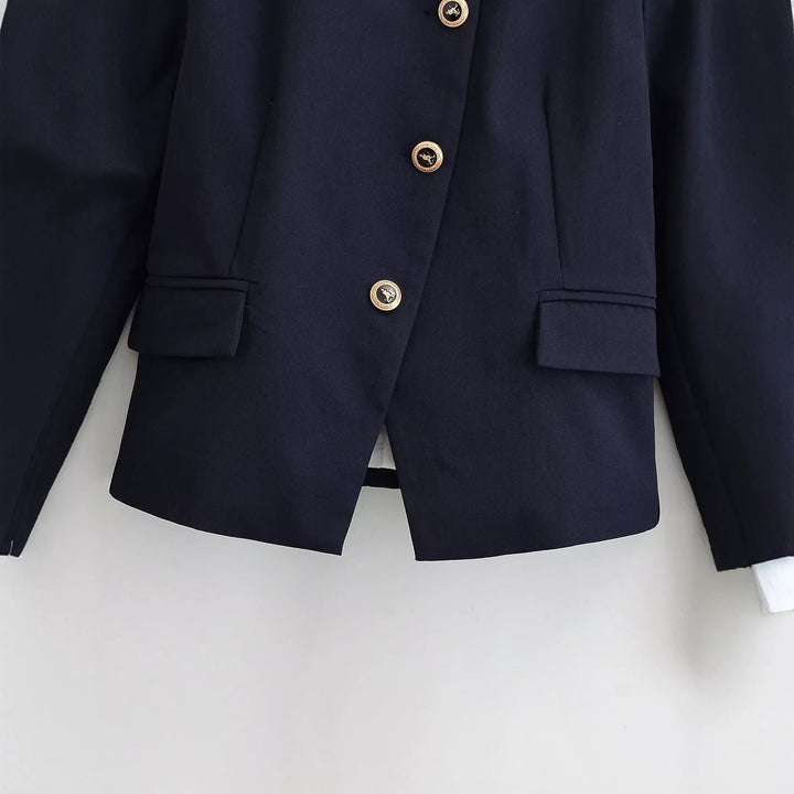 Damen Elegante taillierte Kurzjacke im Marine-Stil mit Stehkragen, Zierknopfleiste und Pattentaschen Echo Archiv